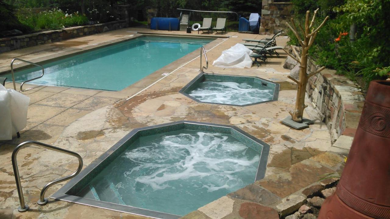 Sun Vail Aparthotel Exterior photo